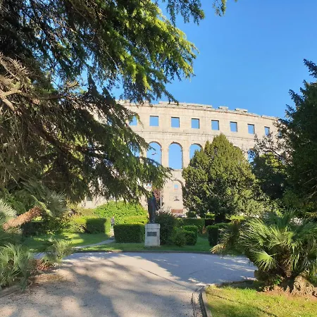 Apartament Centar Koral Pula